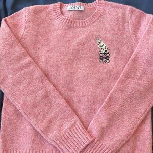 BNWOT current season Loewe wool pink sweater size M fits S